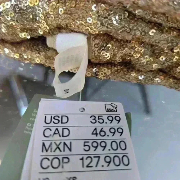 H&M Holiday Dazzling Gold Sequined Skirt - size XS BNWOT - Picture 4 of 5